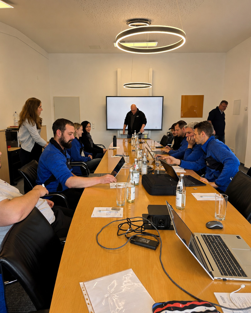 Schroeder Brandschutz WindowMaster Schulung Besprechung